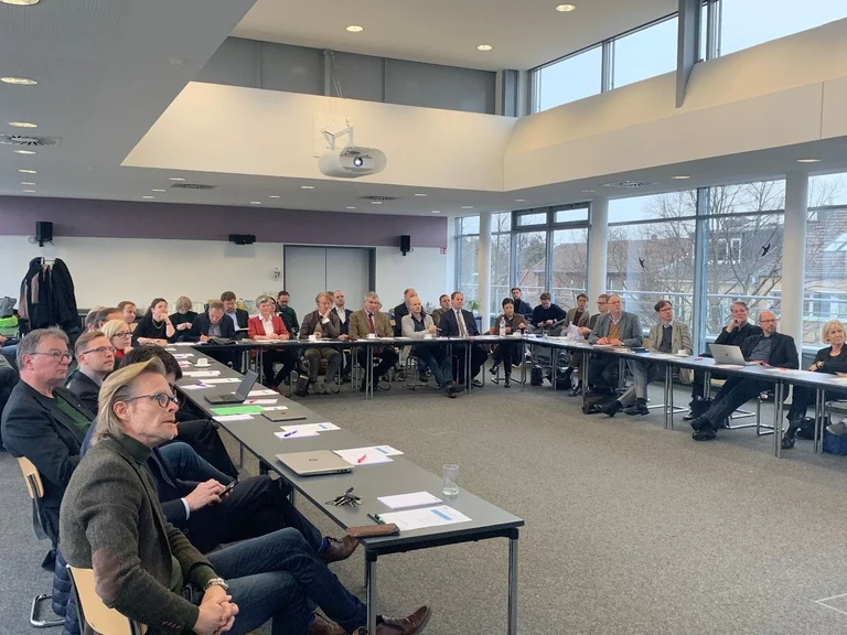 Zweite Forschungskonferenz