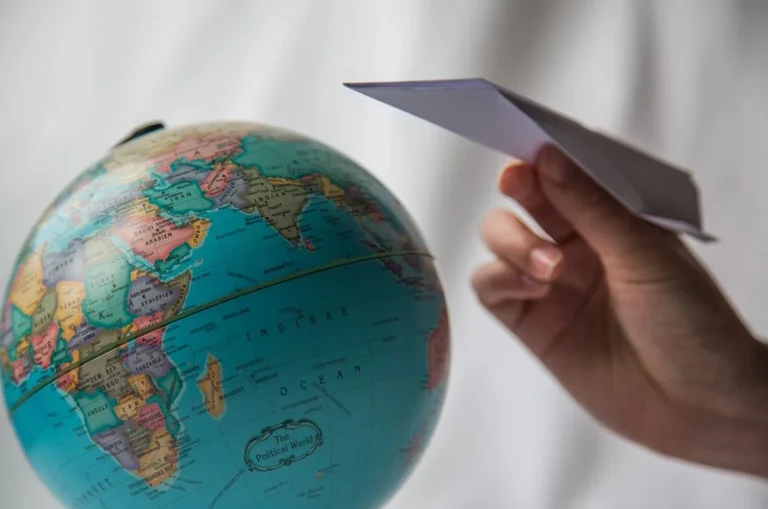 Globus_neue Größe2.jpg